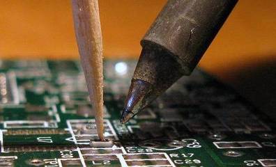 學(xué)習(xí)嵌入式 硬件好還是軟件好？年薪30W+的嵌入式工程師之路